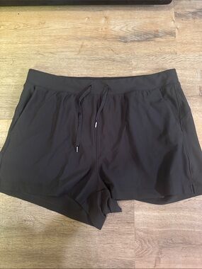 Old Navy Athletic Drawstring Shorts with Side Pockets